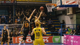 HT Premijer liga, 3. kolo: KK Jazine Arbanasi – GKK Šibenik 36-72 HT Premijer liga, 3. kolo: KK Jazine Arbanasi – GKK Šibenik 36-72