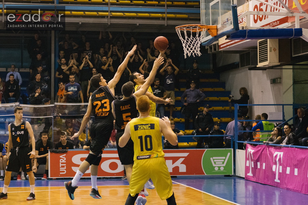 HT Premijer liga, 3. kolo: KK Jazine Arbanasi – GKK Šibenik 36-72 HT Premijer liga, 3. kolo: KK Jazine Arbanasi – GKK Šibenik 36-72