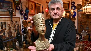 Brođanin Stanislav Hudi živi u kući koju je uredio u egipatskom stilu Brođanin Stanislav Hudi živi u kući koju je uredio u egipatskom stilu