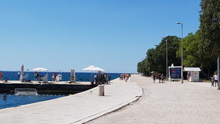 Đir uz more 19. srpnja 2016. – Uvala Draženica, kupalište Jadran, Moprske orgulje i Pozdrav suncu, zadarska riva… Foto: Mladen Malik Đir uz more 19. srpnja 2016. – Uvala Draženica, kupalište Jadran, Moprske orgulje i Pozdrav suncu, zadarska riva… Foto: Mladen Malik