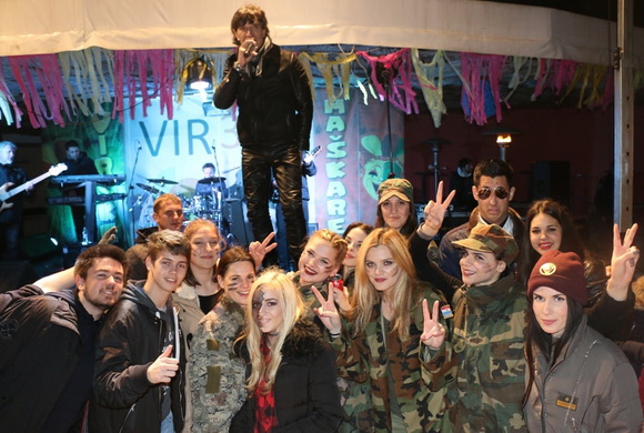 Virski karneval & maškare: Plesna maškarana fešta uz Jasmina Stavrosa