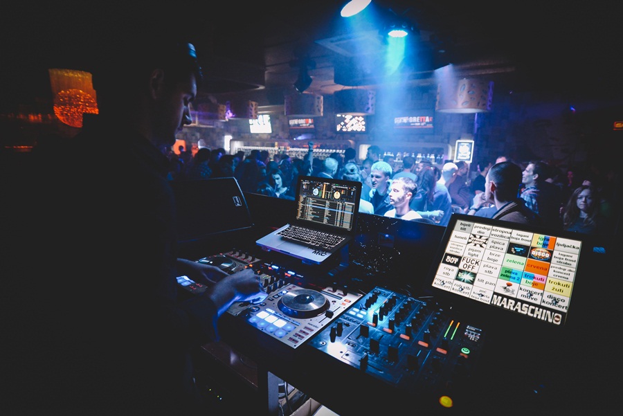 Sexymotherfucekrsi @Maraaschino bar ; foto Iva Perinčić