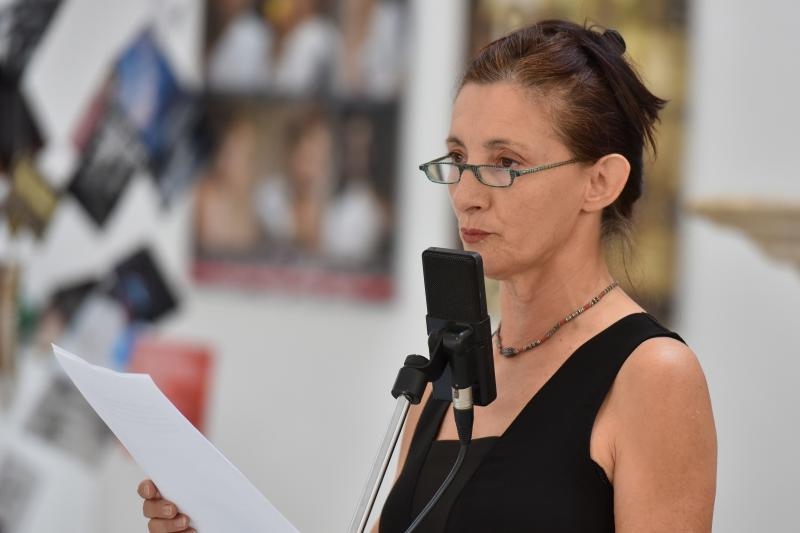 U lozi Narodnog muzeja otvorena je izlozba plakata, fotografija i kostima Zadarskog plesnog ansambla, najstarijeg ansambla suvremenog plesa u Dalmaciji. Izlozba je vezana uz proslavu Dana obrane grada Zadra i 25. godisnjice od osnutka Zadarskog plesnog an