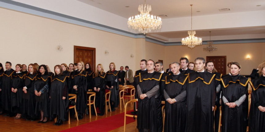 Image 378237 (auto) Image 378237 (auto)