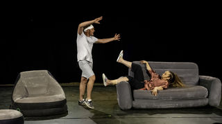 Gesta na Kapetanskom: Premijera predstave Pila naopako