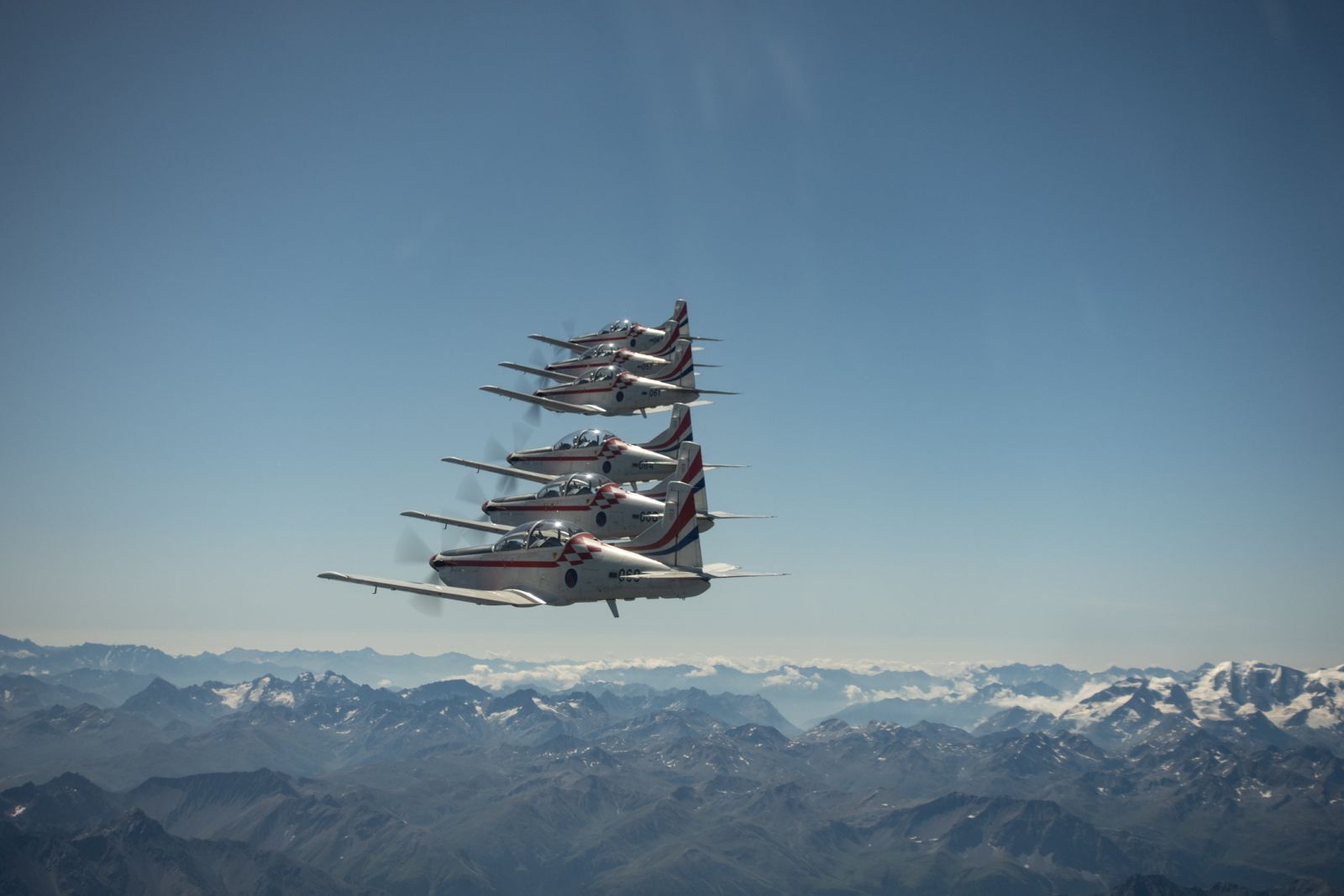 “Krila Oluje” nastupila u Švicarskoj