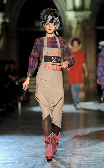 Vivienne Westwood Red Label, Jesen 2010.  (www.coutorture.com)