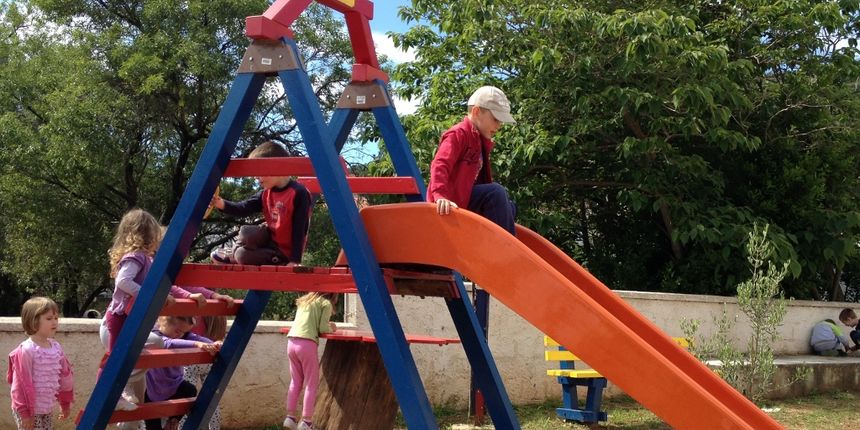 Dječji vrtić Lastavica iz Preka ugostio Loptice iz Zadra Dječji vrtić Lastavica iz Preka ugostio Loptice iz Zadra