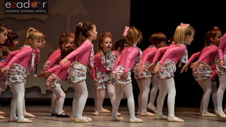 Predstava “Odgojoj” Plesne udruge Gesta u HNK Zadar