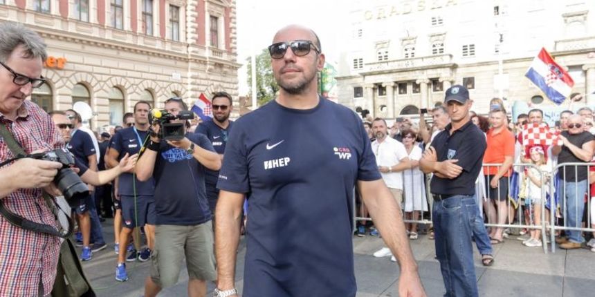 Doček hrvatskih vaterpolista u Zagrebu Doček hrvatskih vaterpolista u Zagrebu