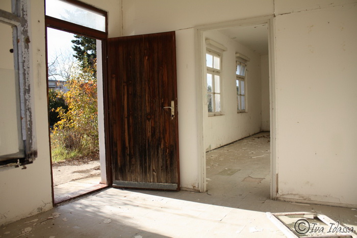 Devastirana bivša vojna baza Šepurine, Foto: Iva Idassa Devastirana bivša vojna baza Šepurine, Foto: Iva Idassa