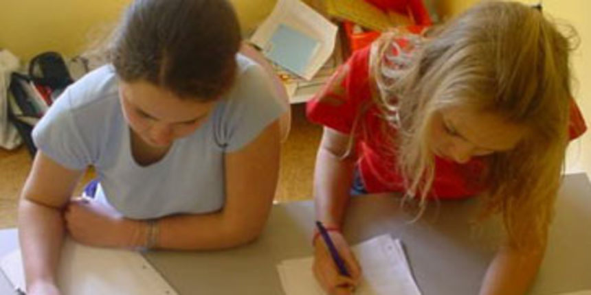 Škola, učenice (cakovec.com.hr) Škola, učenice (cakovec.com.hr)