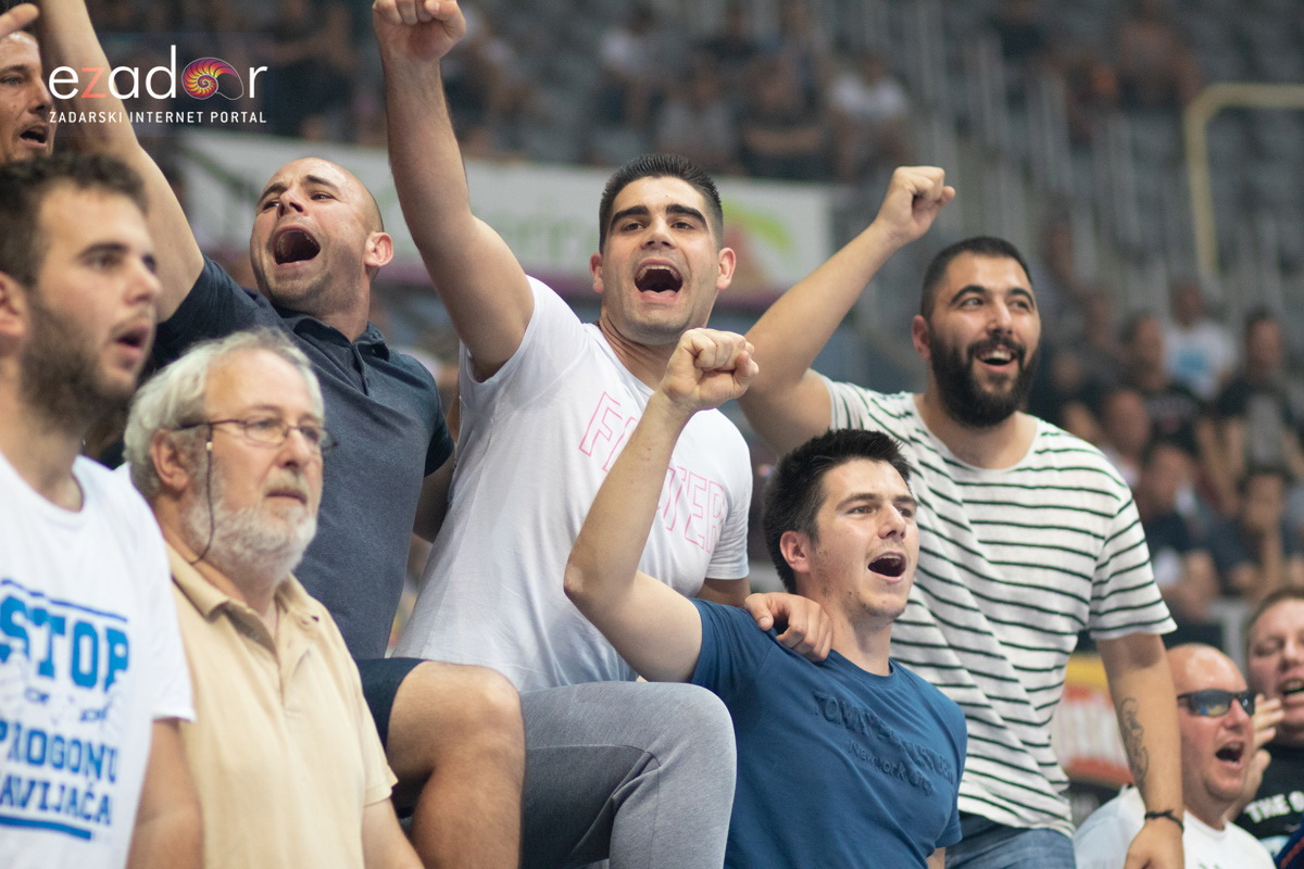 Polufinale doigravanja HT Premijer lige, 1. utakmica: KK Zadar – KK Cibona 89-78