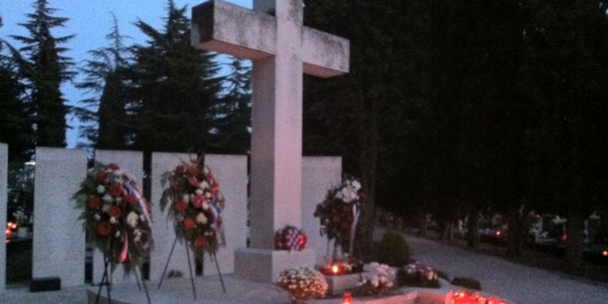 Gradsko groblje uoči blagdana Svih svetih i Dušnog dana Gradsko groblje uoči blagdana Svih svetih i Dušnog dana