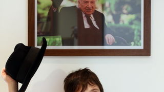 Slavonski Brod,06112012.
Dvodnevnom manifestacijom obiljezena je 107. obljetnica rodjenja Dragutina Tadijanovica.Svecanost je odrzana u Spomen domu Dragutina i Jele Tadijanovic.Medju bogatom ostavstinom koju je Tadija ostavio nalazi se i 440 vrijednih umj