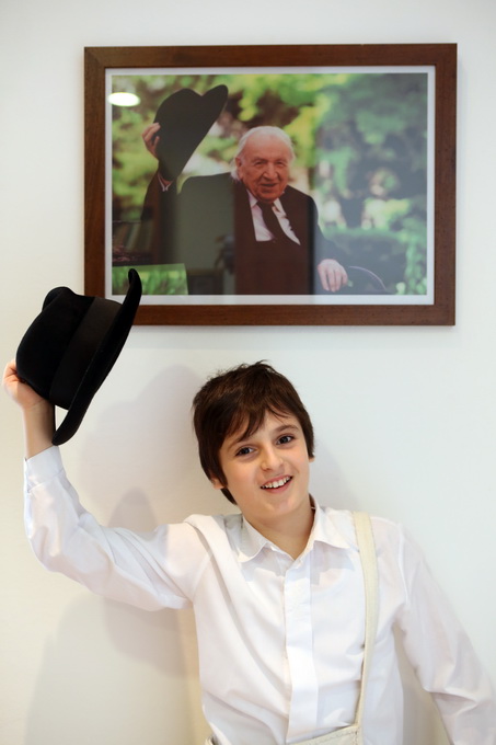 Slavonski Brod,06112012.
Dvodnevnom manifestacijom obiljezena je 107. obljetnica rodjenja Dragutina Tadijanovica.Svecanost je odrzana u Spomen domu Dragutina i Jele Tadijanovic.Medju bogatom ostavstinom koju je Tadija ostavio nalazi se i 440 vrijednih umj