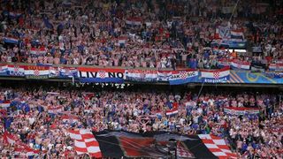 Slavlje igrača i navijača nakon pobjede nad Turskom. Photo: Goran Stanzl/PIXSELL Slavlje igrača i navijača nakon pobjede nad Turskom. Photo: Goran Stanzl/PIXSELL