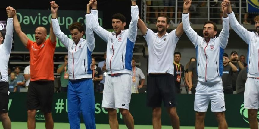 Davis Cup: Fešta nakon pobjede Marina Čilića nad Richardom Gasquetom i osiguranog plasmana u finale Davis Cupa. Photo: Hrvoje Jelavić/PIXSELL