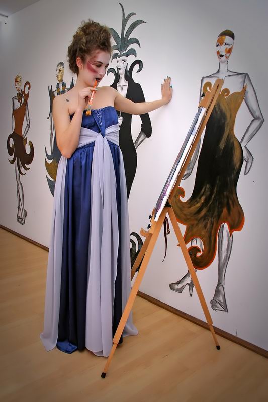 2500 kn; Haljinu dizajnira Klara Dedić: saten-svila i muslin (foto: Marin Gospić)