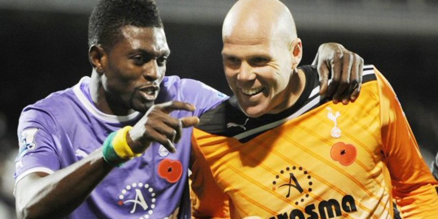 Emmanuel Adebayor i Brad Friedel, foto: tottenhamhotspur.com Emmanuel Adebayor i Brad Friedel, foto: tottenhamhotspur.com