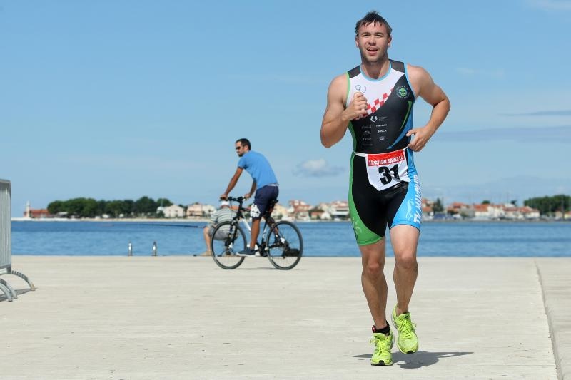 Na rivi je odrzan Zadarski aquathlon 2014. Odrzana su tri programa: prvenstvo Hrvatske u klasicnom akvatlonu: 1000m plivanje/5000 m trcanje, prvenstvo grada Zadra 500m plivanje/2500 m trcanje te akvatlon za djecu. Photo: Dino Stanin/PIXSELL Na rivi je odrzan Zadarski aquathlon 2014. Odrzana su tri programa: prvenstvo Hrvatske u klasicnom akvatlonu: 1000m plivanje/5000 m trcanje, prvenstvo grada Zadra 500m plivanje/2500 m trcanje te akvatlon za djecu. Photo: Dino Stanin/PIXSELL