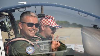 U Zemuniku završne pripreme zračnih snaga za nastup u kninu U Zemuniku završne pripreme zračnih snaga za nastup u kninu