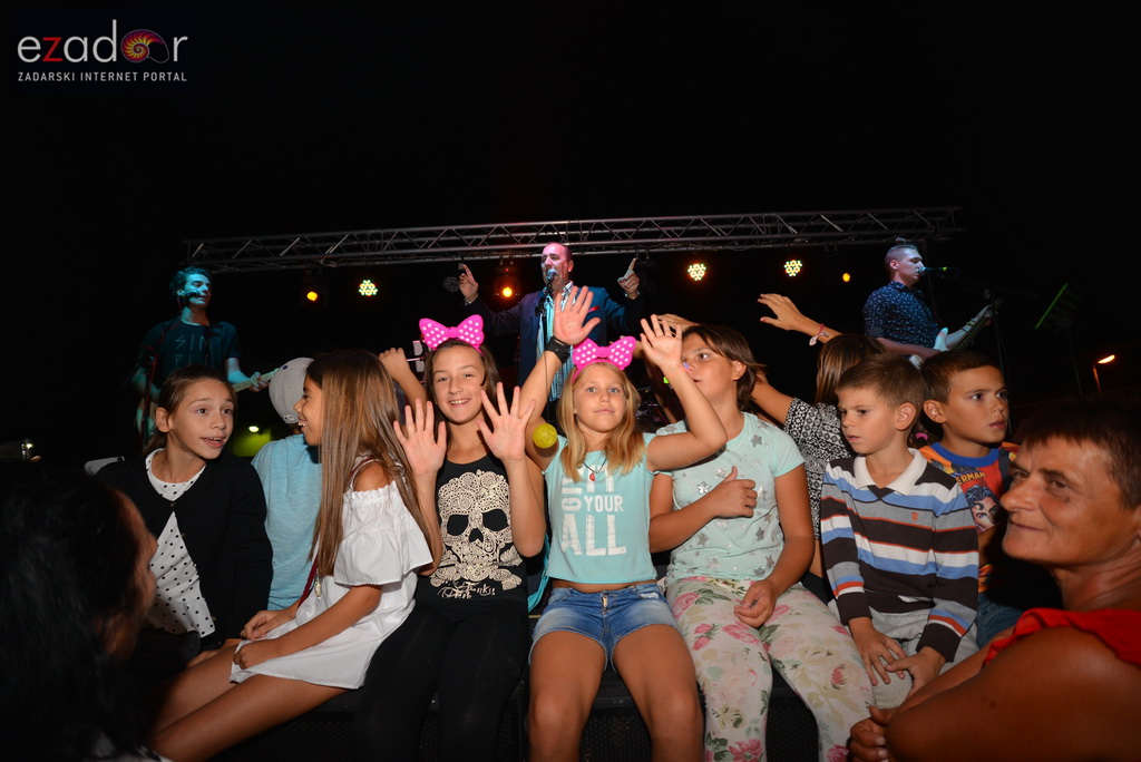 Stanarska fešta 2017: Mladen Grdović i Ivica Sikirić Ićo raspjevali Stanarce i njihove goste Stanarska fešta 2017: Mladen Grdović i Ivica Sikirić Ićo raspjevali Stanarce i njihove goste