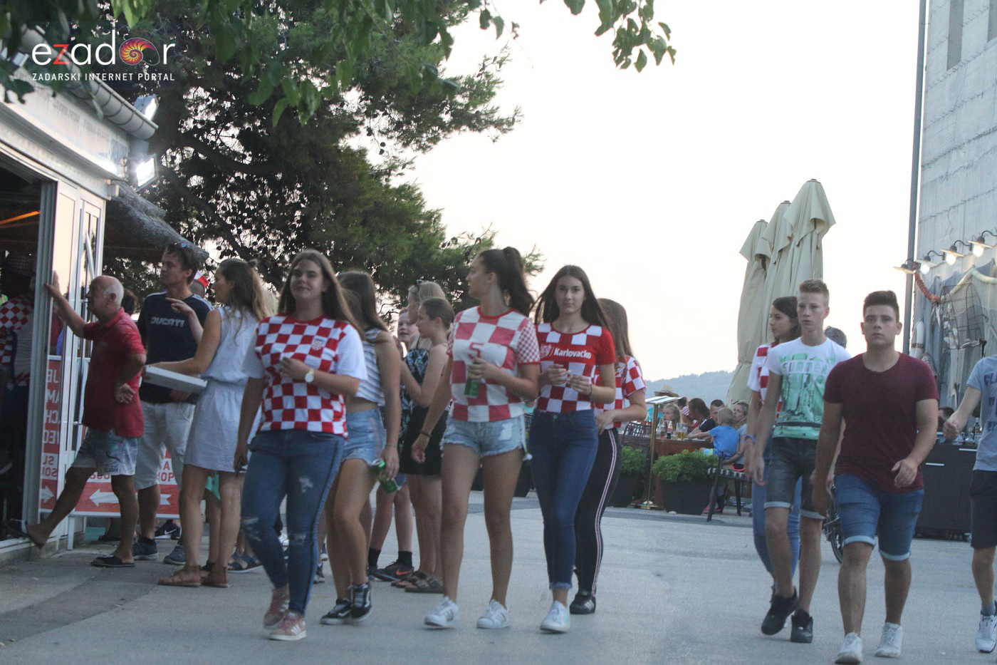 Bibinje: Navijanje za Vatrene i fešta nakon pobjede nad Engleskom