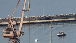 Izmještanje mine iz riječke luke