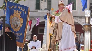 Šibenik: Velikim misnim slavljem i procesijom proslavljen blagdan Sv. Mihovila, Photo: Hrvoje Jelavić/PIXSELL
