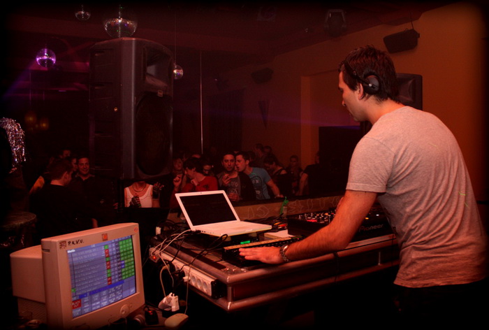 DJ Petar Dundov, DJ Androligic i DJ Mony u Peppers Clubu 5. ozujka, Foto: Iva Idassa