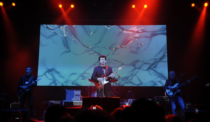 Split, 180311.
Spaladium Arena.
Koncert Bajaga u splitskoj Spaladium Areni ispunio je ocekivanja i dvorana je bila gotovo puna.
Foto: Paun Paunovic / CROPIX Split, 180311.
Spaladium Arena.
Koncert Bajaga u splitskoj Spaladium Areni ispunio je ocekivanja i dvorana je bila gotovo puna.
Foto: Paun Paunovic / CROPIX