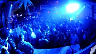 Spektar party u Aquarius klubu