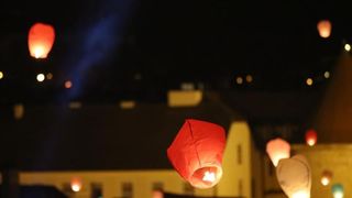 Na tržnici Dolac održan je peti performans Kapulica & Lampioni.  Foto: PIXSELL