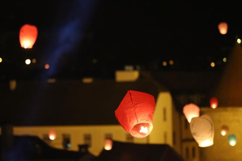 Na tržnici Dolac održan je peti performans Kapulica & Lampioni.  Foto: PIXSELL