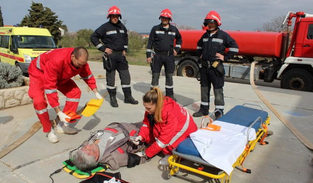 Pokazna vježba “Požar u školi” u Neviđanima