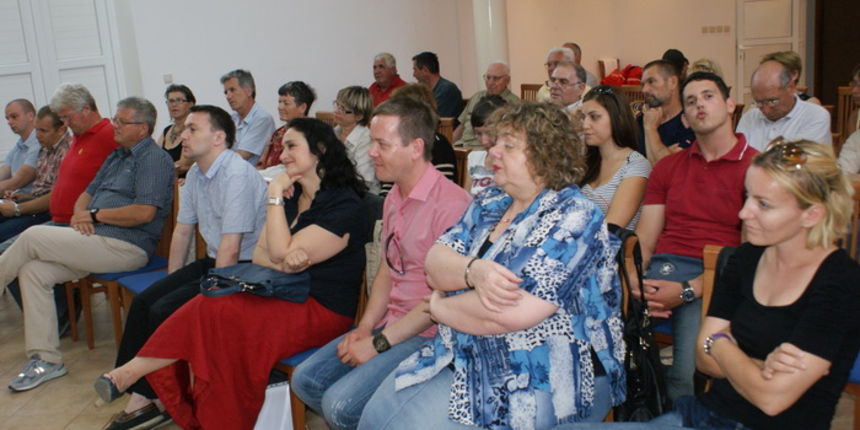 SDP o problemima mladih na otocima