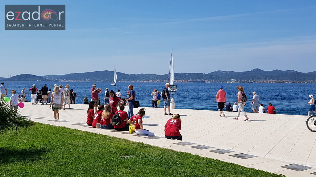 Ludijada maturanata na zadarskoj rivi