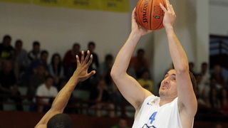 Zagreb, 080512.
Dvorana OS u Trnskom.
Kosarkaska A1 liga za prvaka, 13. kolo.
KK Zagreb – KK Zadar.
Na fotografiji: Damir Mulaomerovic.
Foto: Damir Krajac / CROPIX Zagreb, 080512.
Dvorana OS u Trnskom.
Kosarkaska A1 liga za prvaka, 13. kolo.
KK Zagreb – KK Zadar.
Na fotografiji: Damir Mulaomerovic.
Foto: Damir Krajac / CROPIX