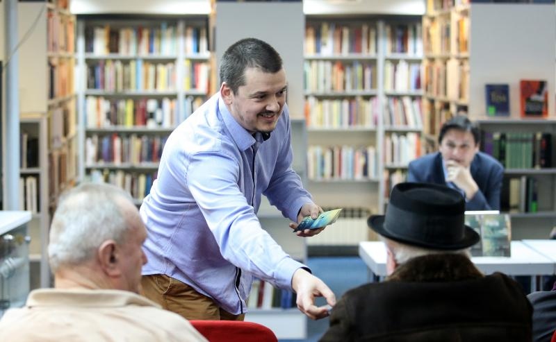 Zagreb – U knjiznici Bogdan Ogrizovic odrzana je promocija novog romana iz biblioteke Balkan Noir: Mima i kvadratura duga, Zelimir Peris. Photo: Petar Glebov/PIXSELL
