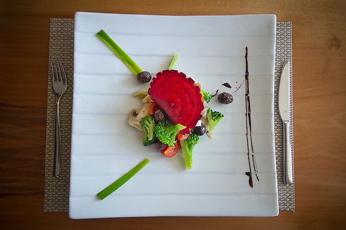 Restoran Bruschetta: Dani dimljenih i mariniranih Cromarisovih proizvoda (3) Restoran Bruschetta: Dani dimljenih i mariniranih Cromarisovih proizvoda (3)