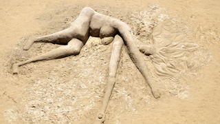 Lopar, 150612.
Nakon tri dana zavrsen je Prvi festival skulpture u pijesku
Najpjescanija plaza u Loparu, Rajska plaza ugostila je umjetnike i studente likovne akademije iz Zagreba na prvom festivalu skulpture u pijesku. Ukupno je izradjeno sedam skulptur Lopar, 150612.
Nakon tri dana zavrsen je Prvi festival skulpture u pijesku
Najpjescanija plaza u Loparu, Rajska plaza ugostila je umjetnike i studente likovne akademije iz Zagreba na prvom festivalu skulpture u pijesku. Ukupno je izradjeno sedam skulptur