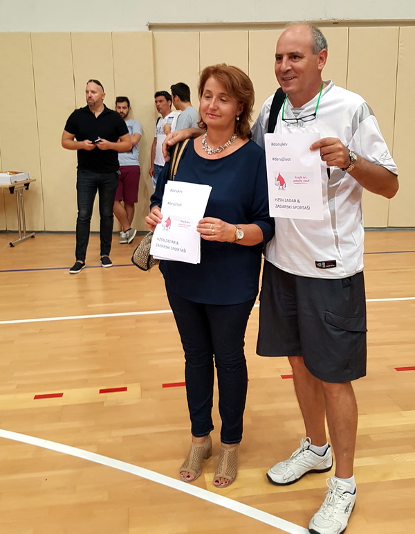 U organizaciji sekcije HZSN Zadar u dvorani 1 SC Višnjik održana je akcija dobrovoljnog darivanja krvi na kojoj je prikupljeno 25 doza tekućine koja život znači. Foto: Mladen Malik