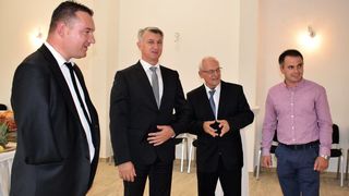 Dan Općine Galovac: Župan Longin otvorio Dom kulture Dan Općine Galovac: Župan Longin otvorio Dom kulture