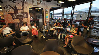 Image 888197 (auto) Image 888197 (auto)