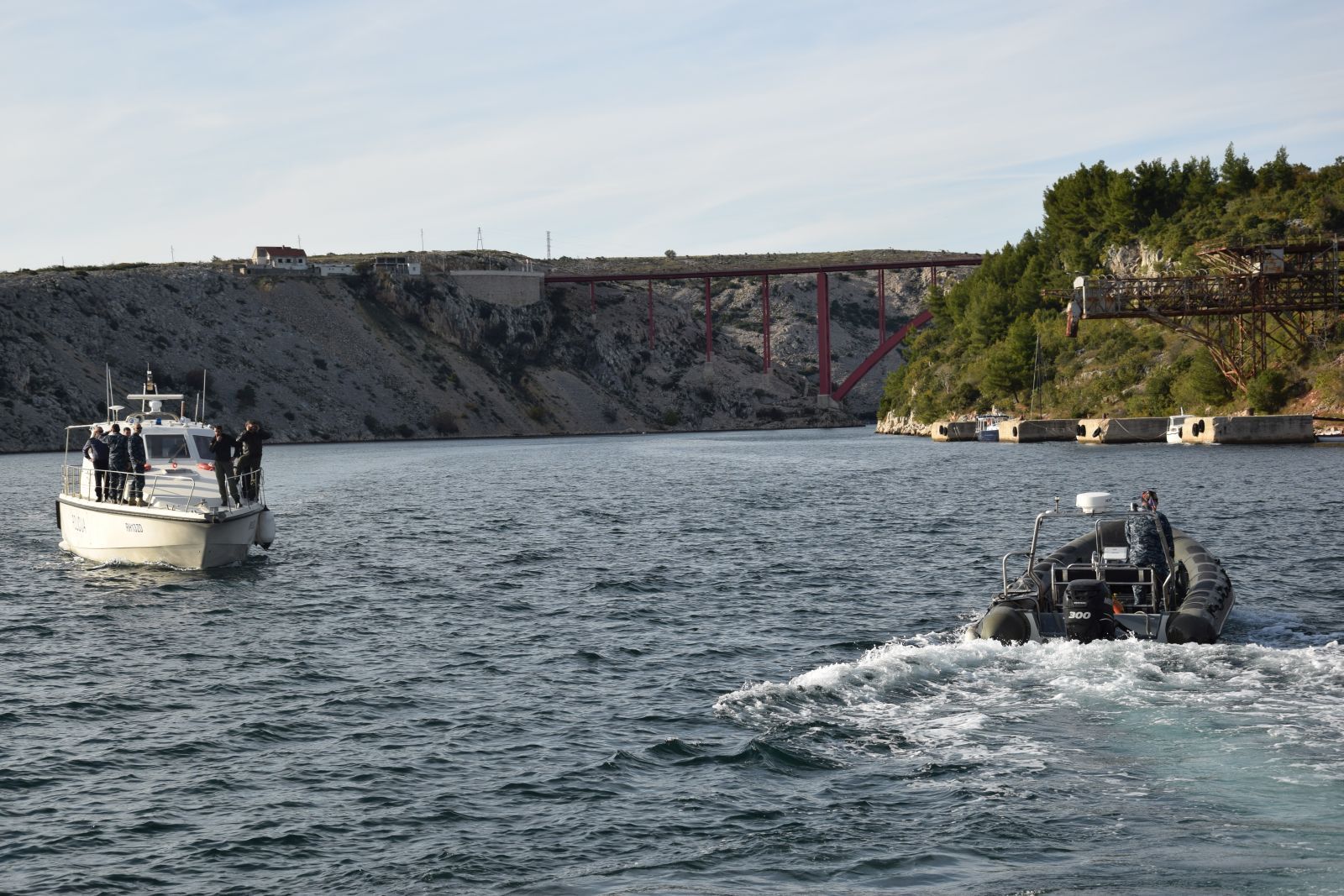 U Novskom ždrilu i dalje traje intenzivna potraga za nestalim pilotom