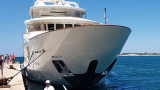 Guštanje u valovima i glazbi Morskih orgulja, a sliku je upotpunio jedrenjak Club Med 2. Foto: Mladen Malik Guštanje u valovima i glazbi Morskih orgulja, a sliku je upotpunio jedrenjak Club Med 2. Foto: Mladen Malik