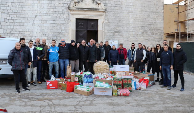 9. Humanitarna akcija zadarskih sportaša za Socijalnu samoposlugu 9. Humanitarna akcija zadarskih sportaša za Socijalnu samoposlugu
