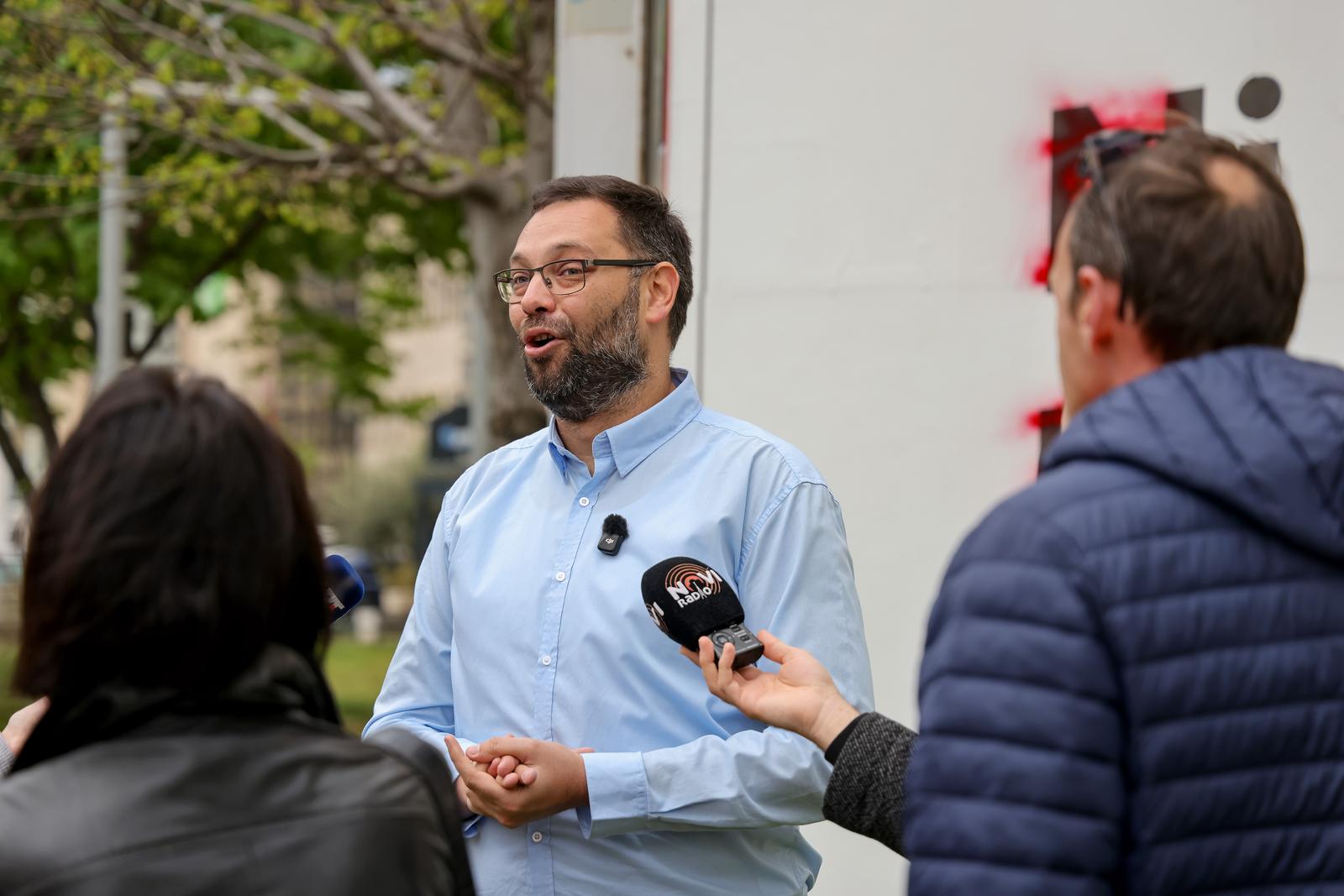 SDP-ov kandidat za zadarskog župana Jure Zubčić održao je konferenciju za novinare