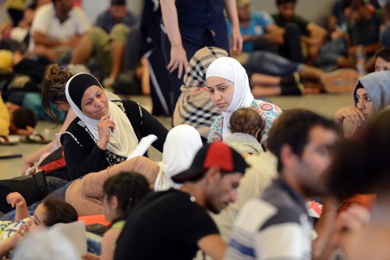 Izbjeglice i imigranti na željezničkom kolodvoru Keleti ulicama Budimpešte, Photo: Marko Jurinec/PIXSELL Izbjeglice i imigranti na željezničkom kolodvoru Keleti ulicama Budimpešte, Photo: Marko Jurinec/PIXSELL